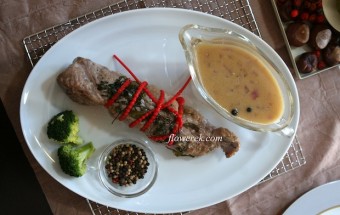 Schweinefilet mit Pfefferrahmsauce