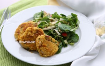 Vegan Kichererbsen-Hirse-Burger