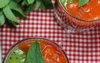 Erdbeeren, Papaya und Kiwi Mousse