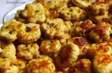 Mürbe Käseplätzchen
