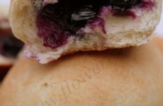 Jagodzianki – Hefebrötchen mit Heidelbeeren