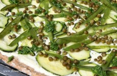 Pizza mit Zucchini