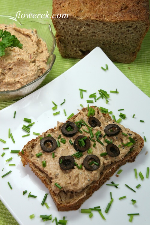 Thunfischpaste mit Oliven