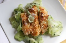 Fischstäbchen mit Gurkensalat
